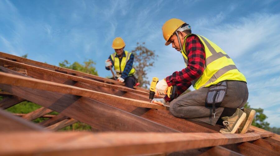 Professional Flat Roofing Installation services in Gibson City, IL